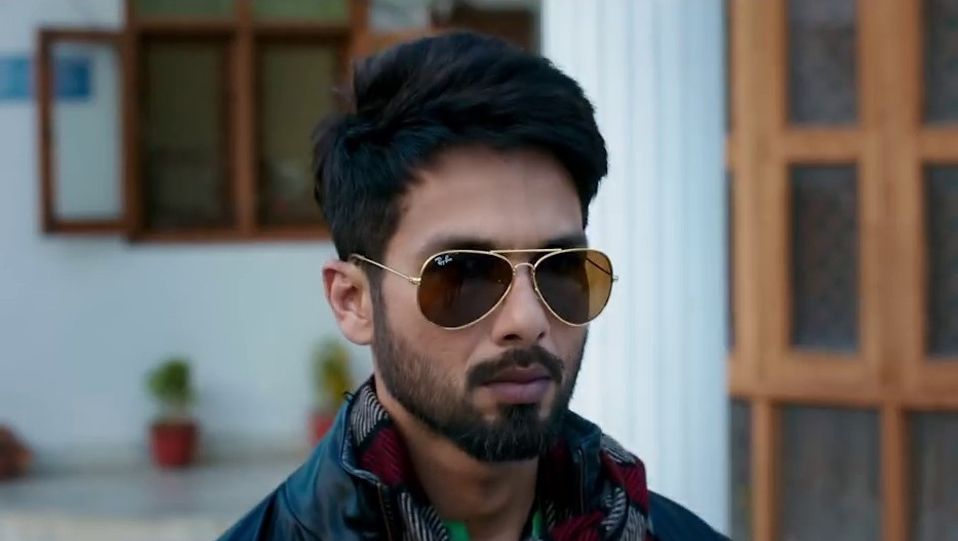Celebrity Hairstyle of Shahid Kapoor from Official Trailer, Batti Gul Meter  Chalu, 2018 | Charmboard