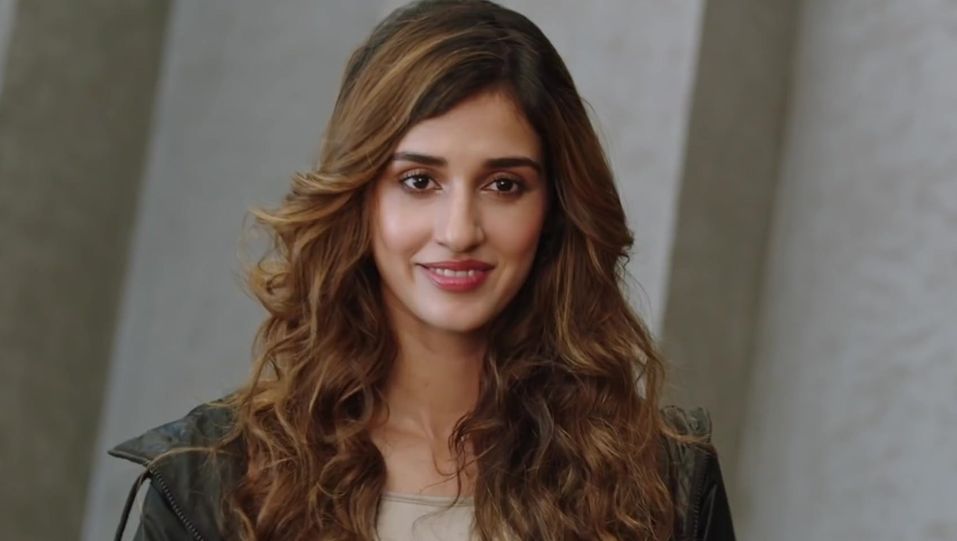 Celebrity Hairstyle of Disha Patani from Commercial, Samsung India, 2019 |  Charmboard