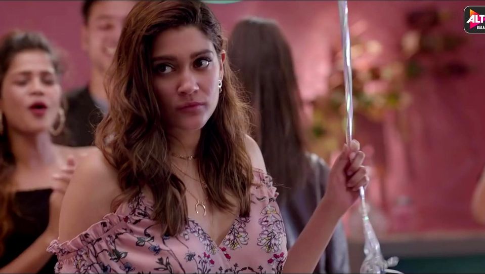 Anuja Joshi - Celebrity Style in Official Trailer Broken but Beautiful  season 2, 2019 from Official Trailer. | Charmboard