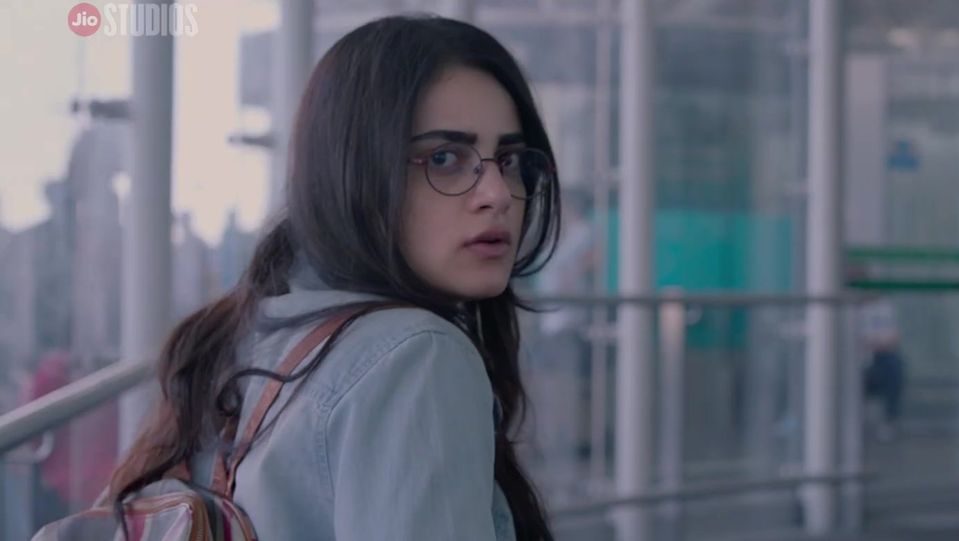 Celebrity Hairstyle of Radhika Madan from Official Trailer, Angrezi Medium,  2020 | Charmboard